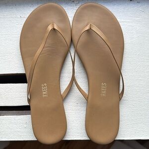 TKEES Sandals